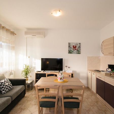 Apartman Fuma Rovinj Exterior foto
