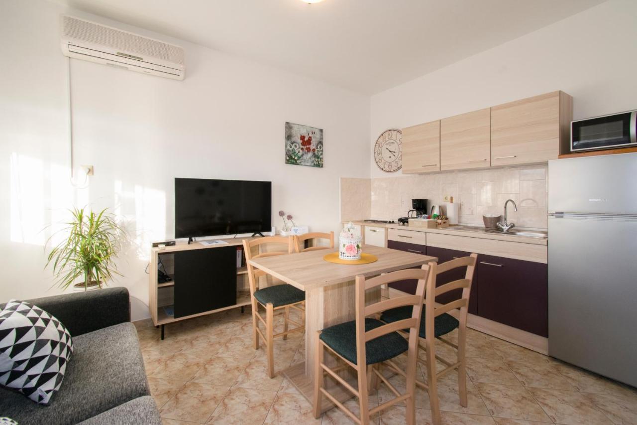 Apartman Fuma Rovinj Exterior foto