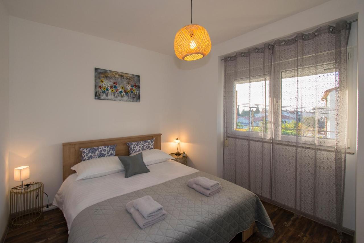 Apartman Fuma Rovinj Exterior foto